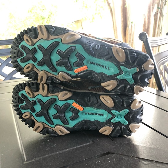 EUC Merrell hiking shoes. Women’s 7.5. - Picture 8 of 8